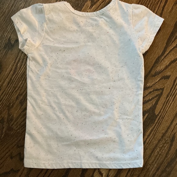 Pair of Minnie Mouse shirts - Picture 6 of 7